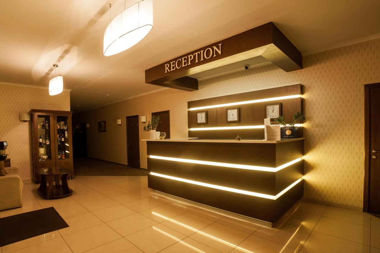 Maria Garden Hotel & Restaurant Ивано-Франковск Экстерьер фото